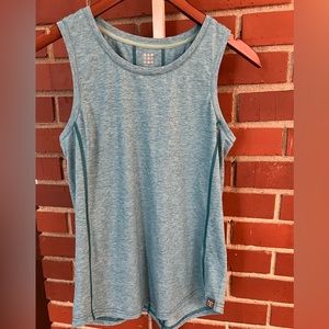 Title Nine Vibe Tank EUC